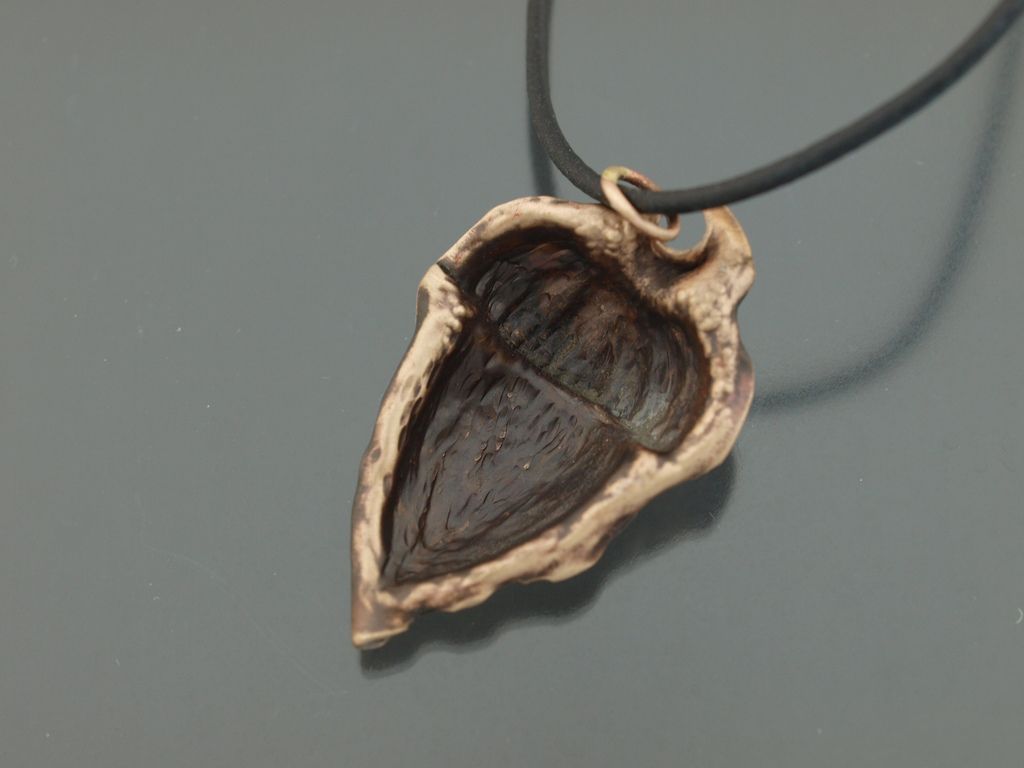 leaf jewelry copper bronze12 Copper and Bronze Leaf Jewelry Steel Artwork