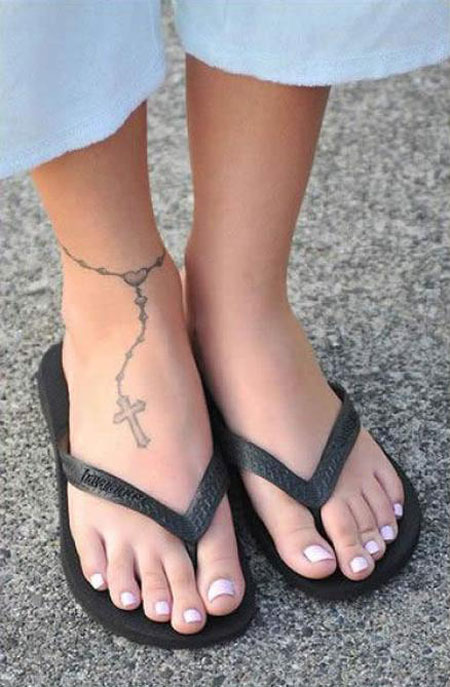 7 Summer Cool Foot Tattoos