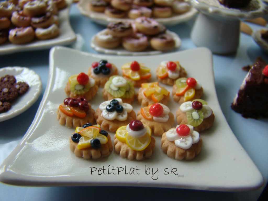 miniature food art6 Miniature Food Art by Stephanie Kilgast