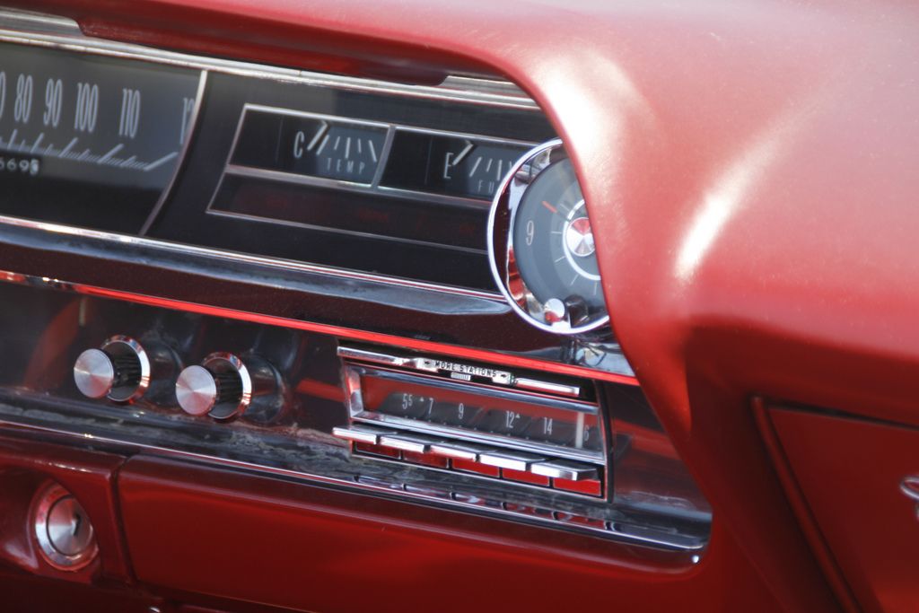car radio3 How The Radio Can Impact On Your Driving Ability