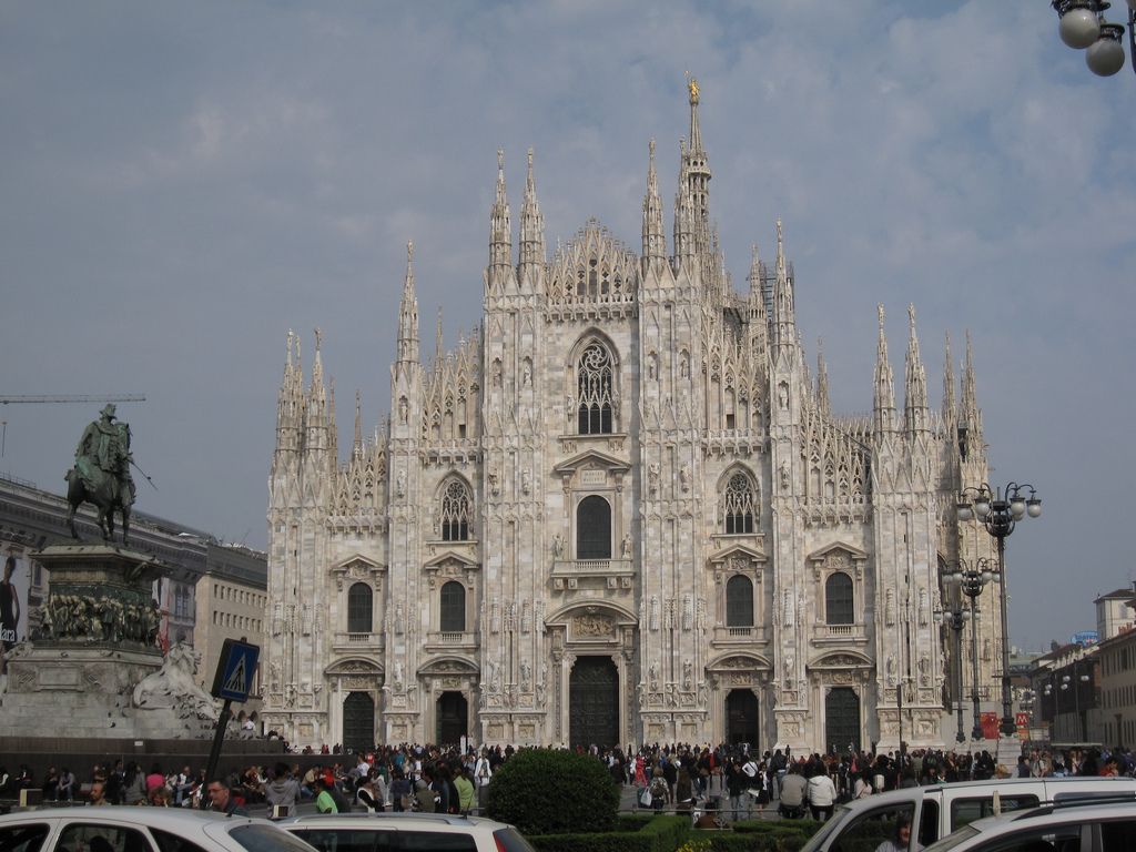 teatro alla scala duomo di milano3 Famous Opera Teatro alla Scala and Duomo di Milano