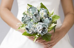 Tell a Story at your Wedding with Origami bridalroses 300x195 Tell a Story at your Wedding with Origami